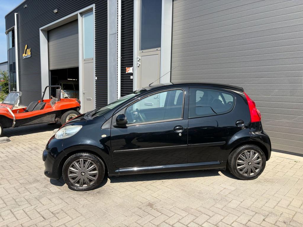 Peugeot 107 1.0-12v xr/airco/5 deurs/metallic/leuke auto/