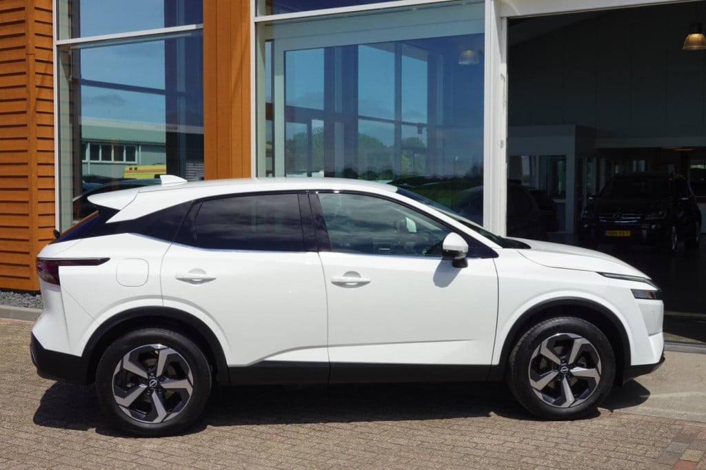 Nissan Qashqai 1.3 mhev 158-pk xtronic n-connecta