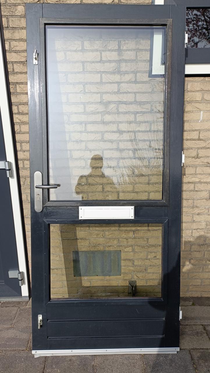 Te koop voordeur