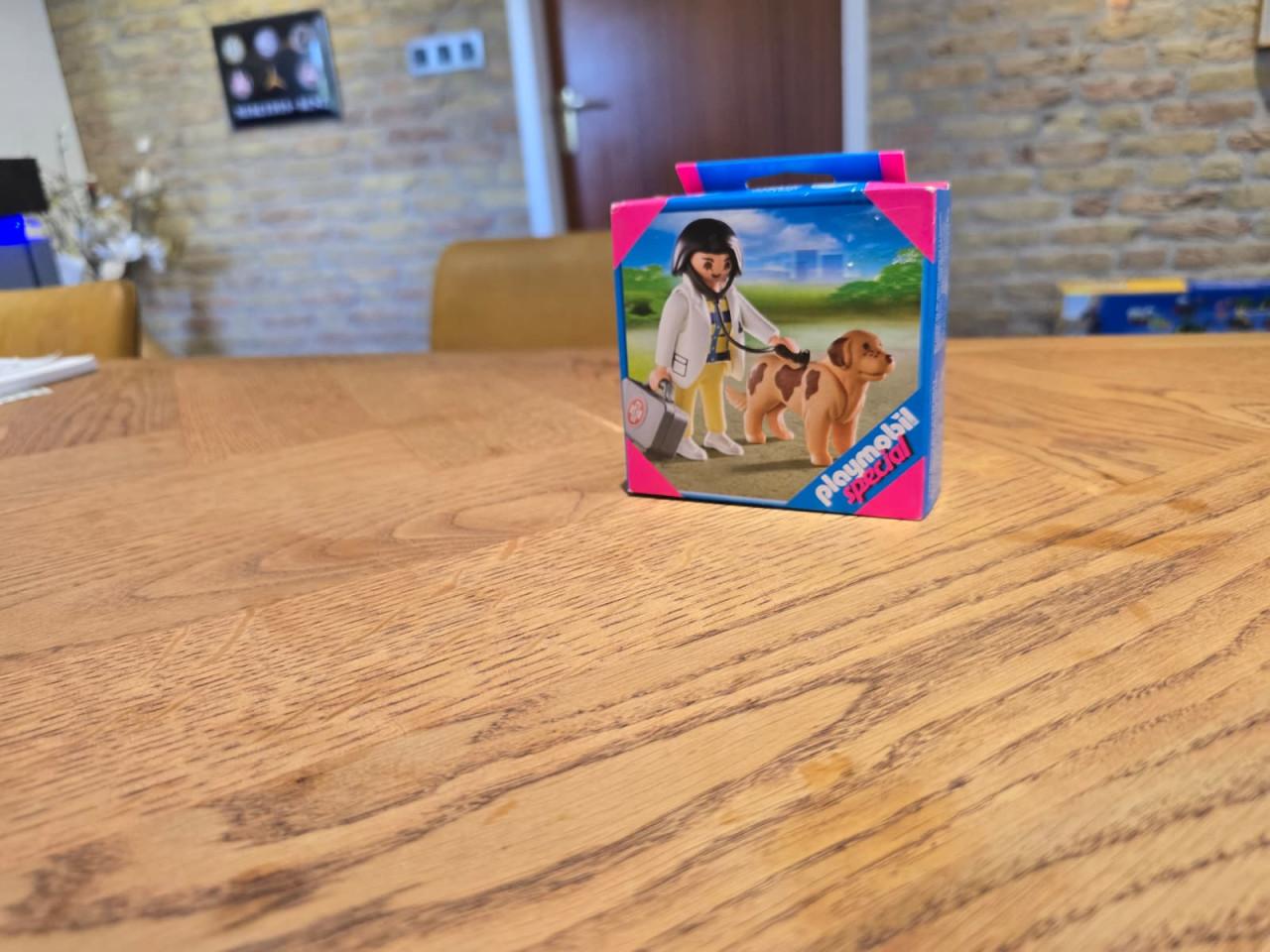 Te koop, nieuw in doos