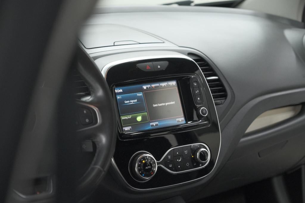 Renault Captur tce 120 edc intens | camera | dodehoekdetectie | navigatie |