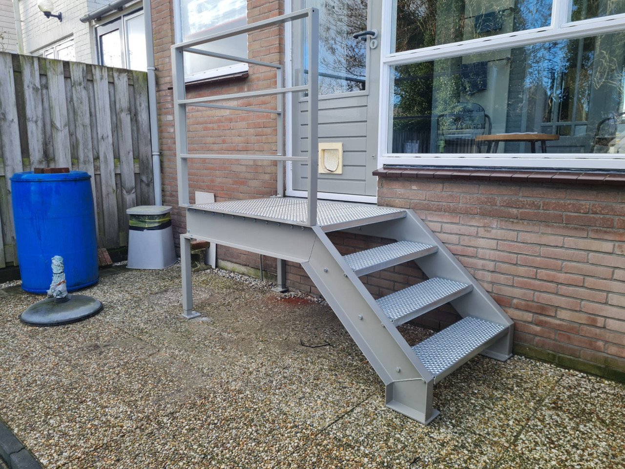 Buitentrappen, tuintrappen, kwartslagtrap, spiltrap, rechte trap
