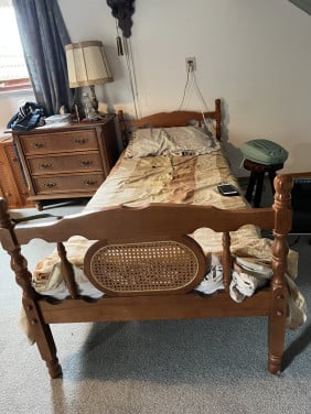 Te koop 1persoons bed