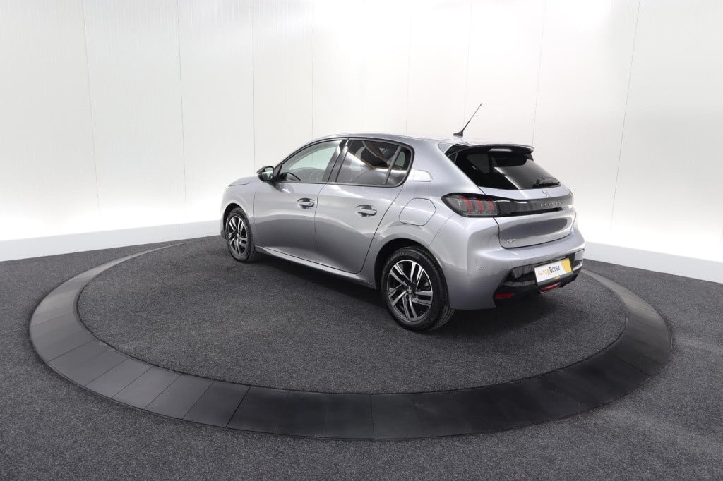 Peugeot 208 puretech 100 allure | camera | navigatie | parkeersensoren | ap