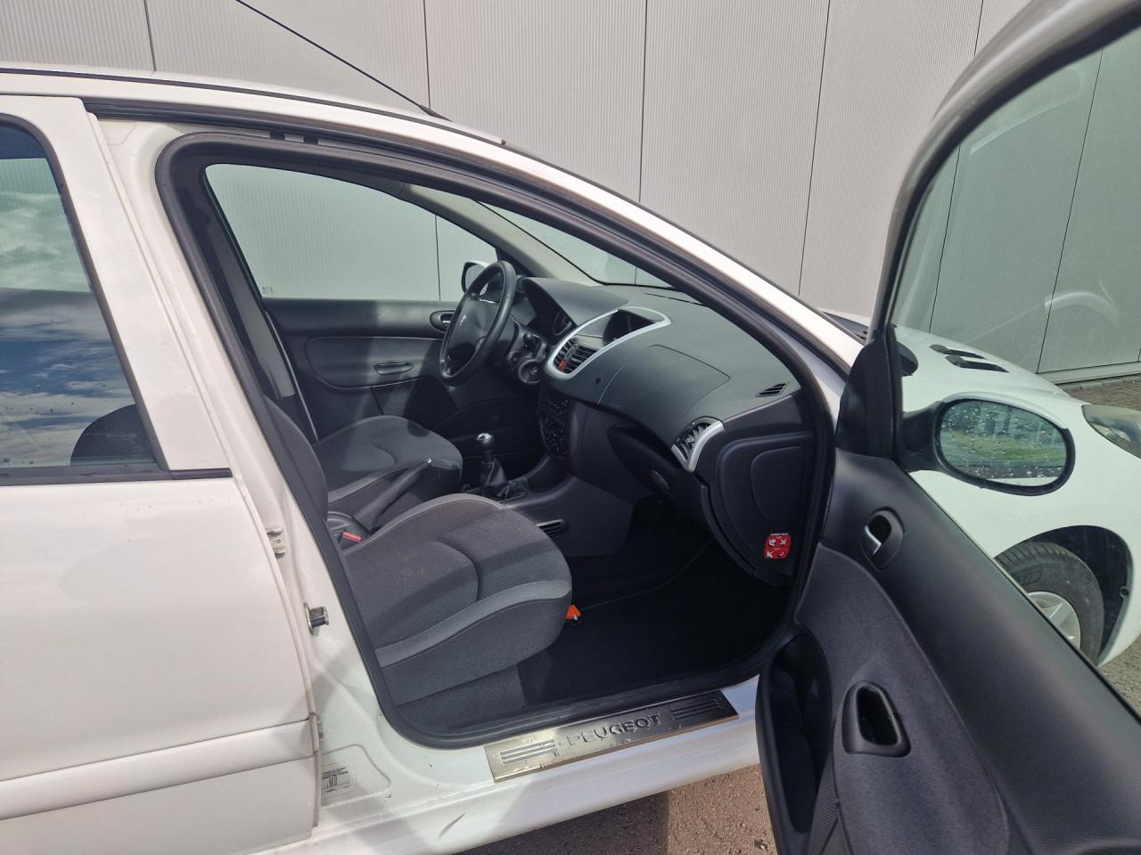 Peugeot 206 + 1.4 Sportium