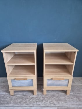 2 nachtkastjes