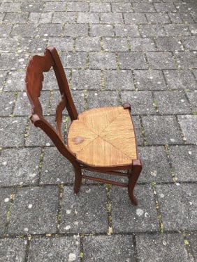 Oude boeren stoel.