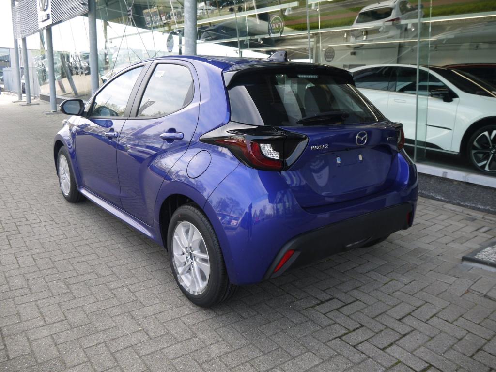 Mazda 2 Hybrid 1.5 centre-line