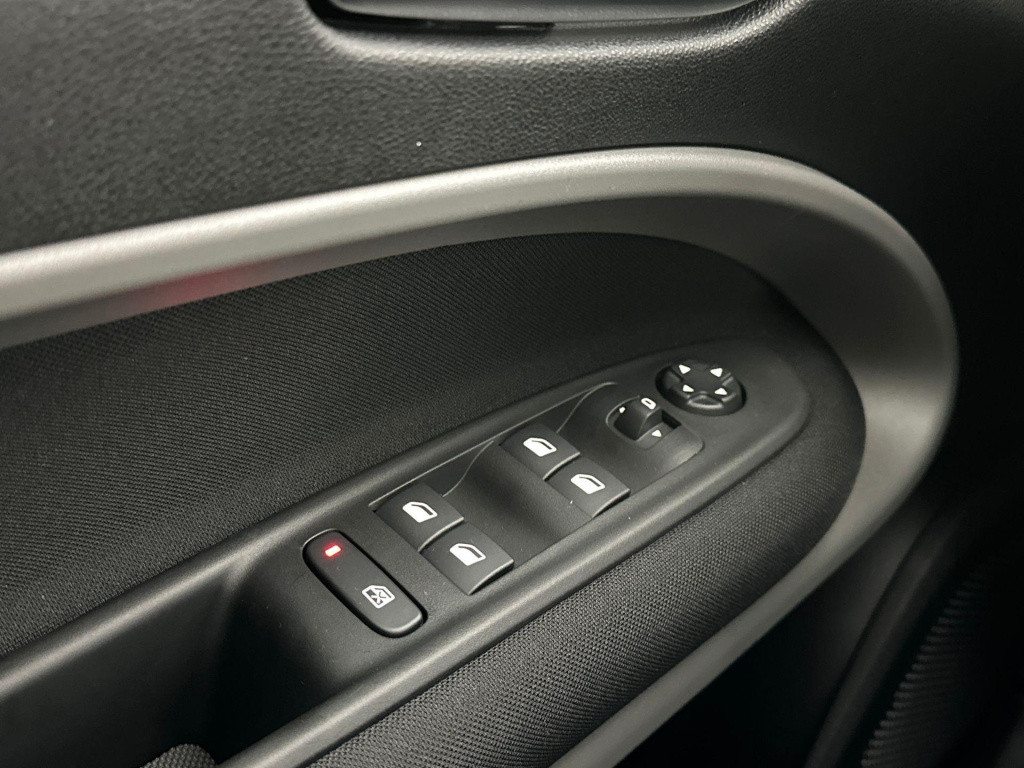 Jeep Avenger longitude 54 kwh | tech & style pack | warmtepomp | van mossel