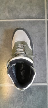 Hoge dames wandelschoenen maat 38.