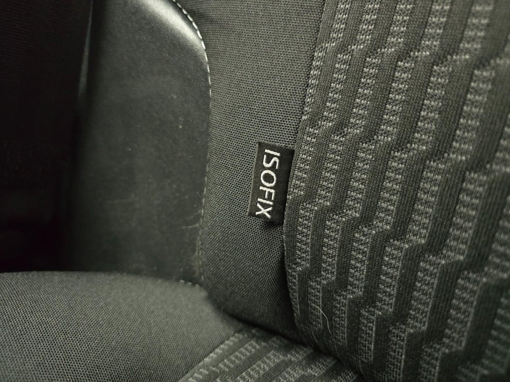 Peugeot 208 occasion met cruisecontrol en veel ruimte ook achterin | tweede