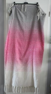 Grote sjaal wit roze grijs