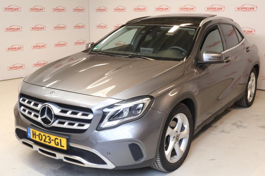 Mercedes-Benz Gla-klasse 250 premium plus, panodak, trekhaak, carplay, stoe