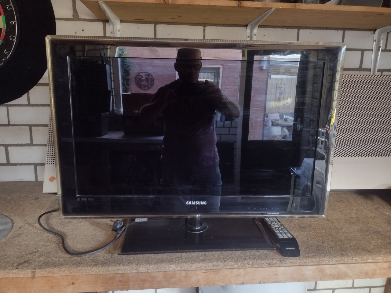 Te koop: TV