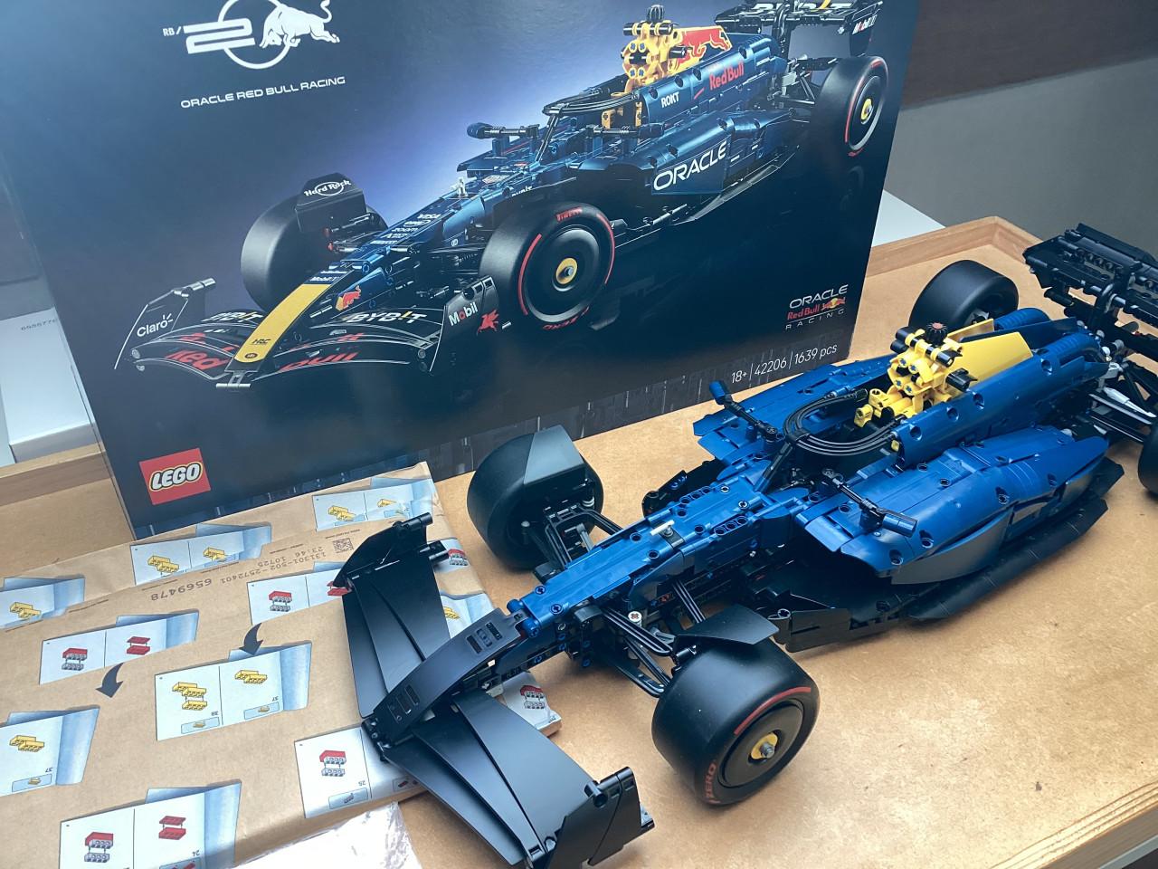 Lego Technic set 42206 Red Bull F1, nieuwstaat, 1x gebouwd.