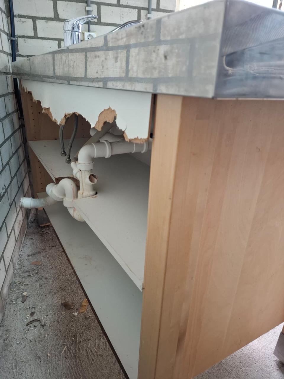 Kast met dubbele spoelbak