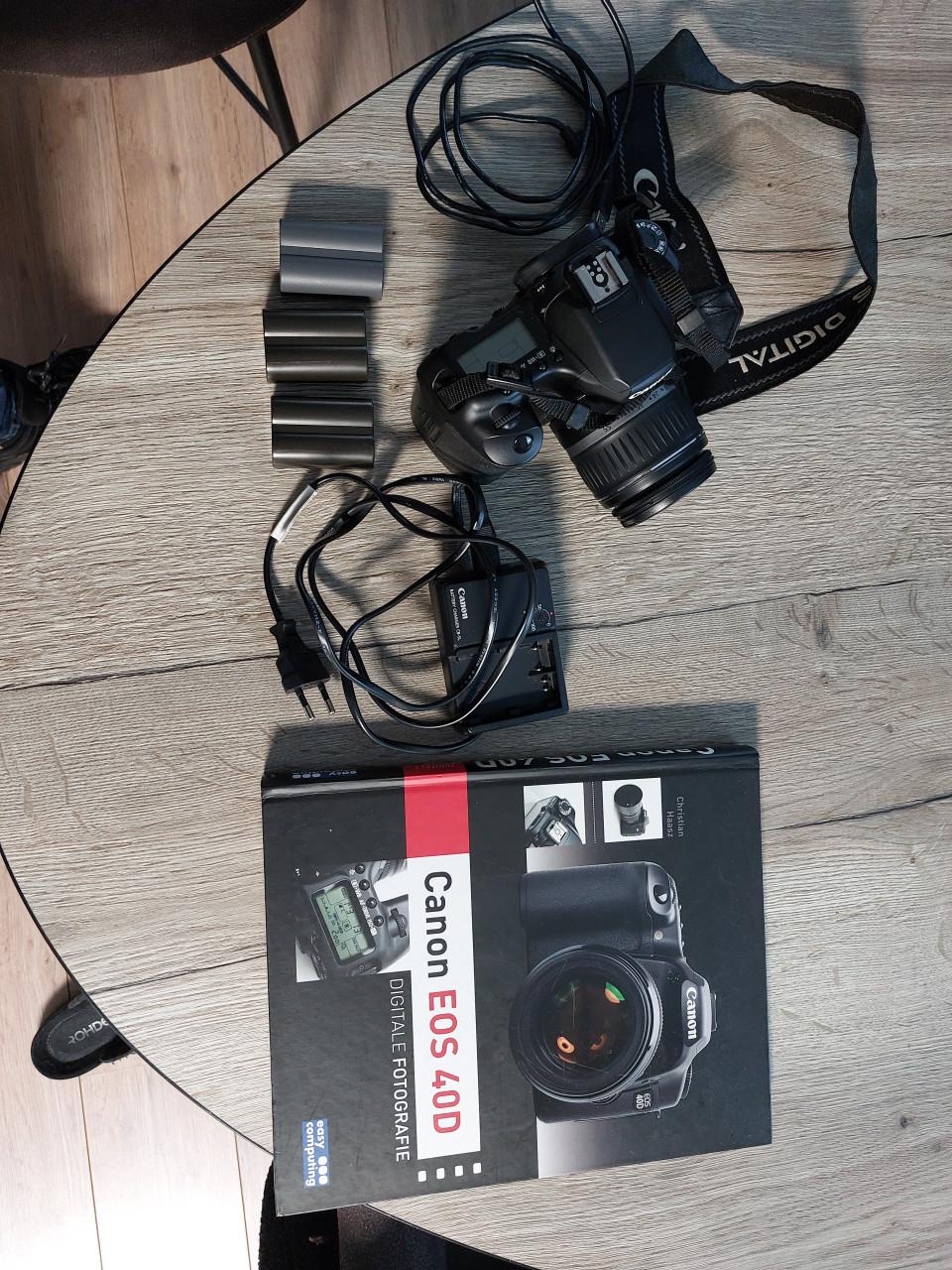 Canon EOS 40D digitale camera incl boek
