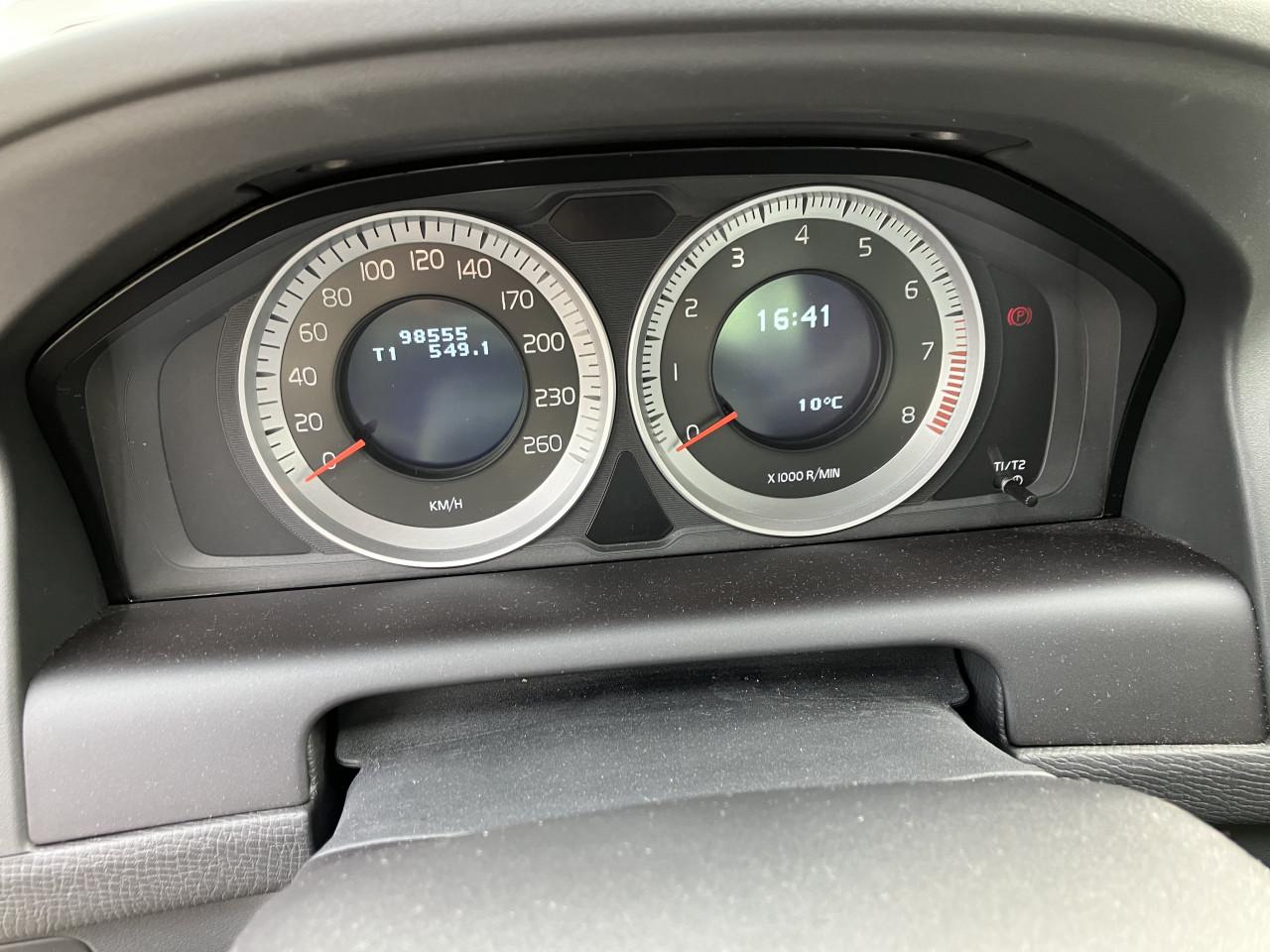 Volvo XC60 2.0 T Powershift