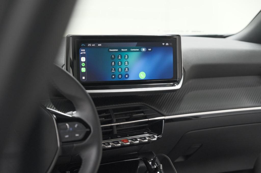 Peugeot 2008 puretech 100 allure | apple carplay | parkeersensoren | climat