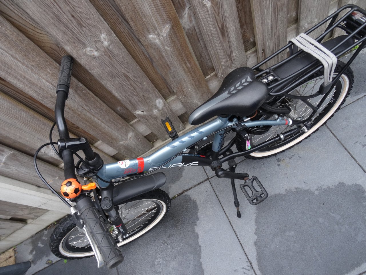 Loekie Snake 20 inch jongensfiets