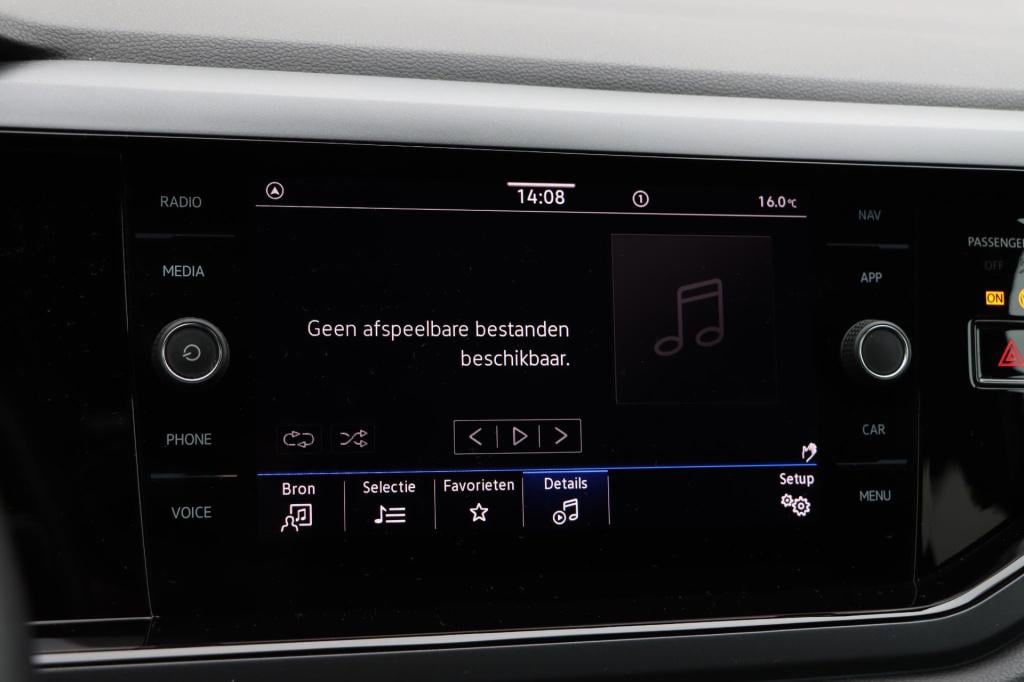 Volkswagen Taigo 1.0 tsi r-line 110pk dsg7 | stoelverwarming | camera | par