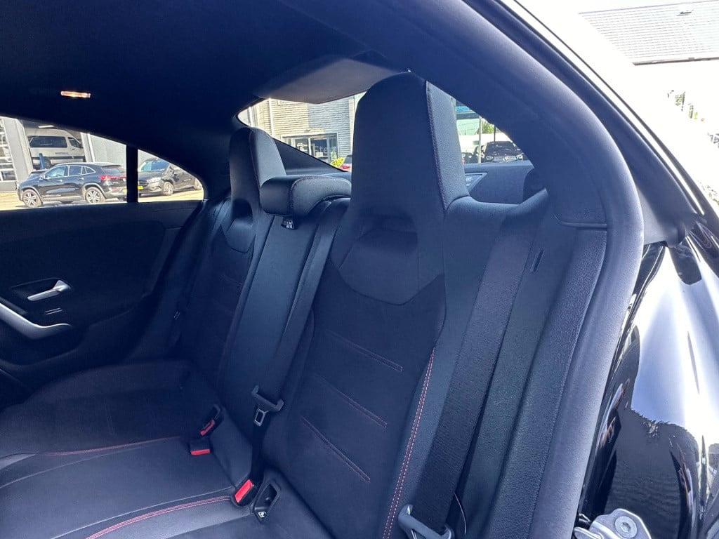 Mercedes-Benz Cla 250 e business solution amg limited l panoramadak l sfeer