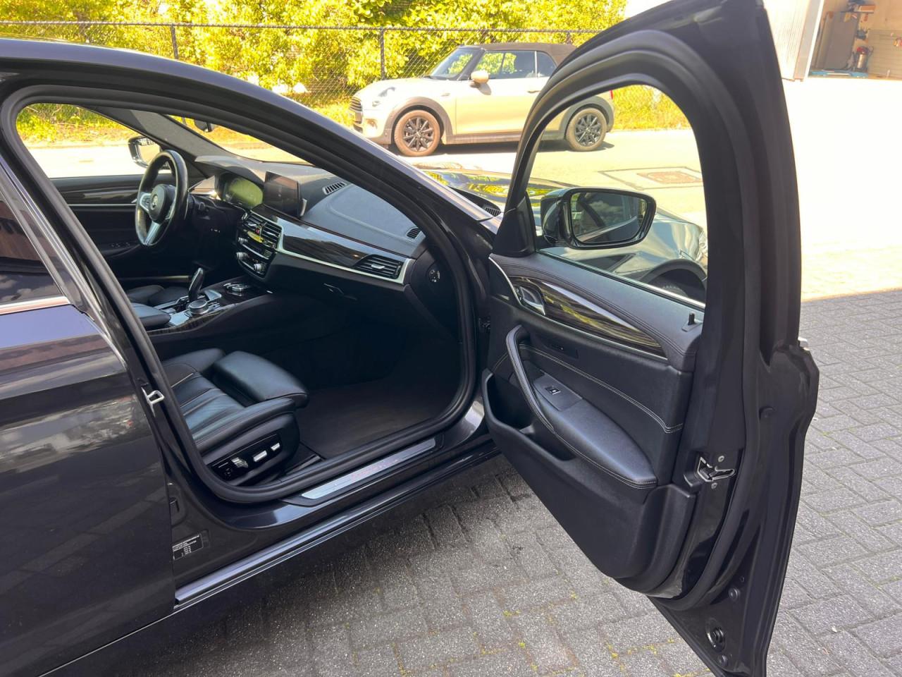 BMW 5-serie 520i High Executive