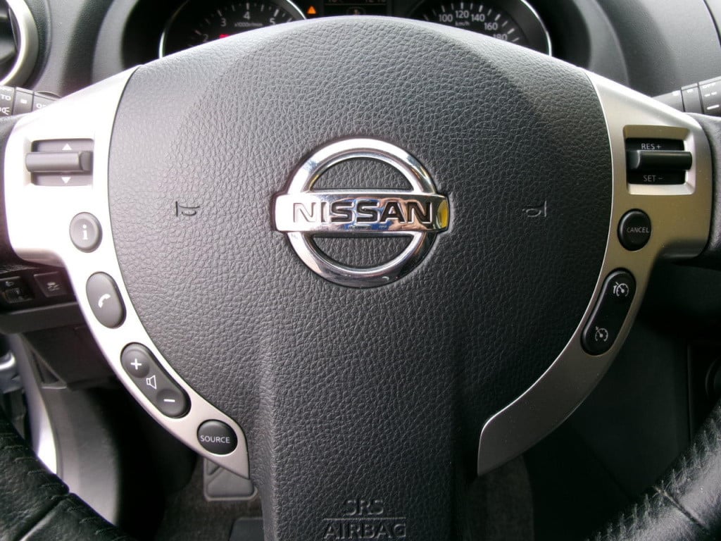 Nissan Qashqai 1.6 acenta airco, nav., camera, trekhaak, pdc