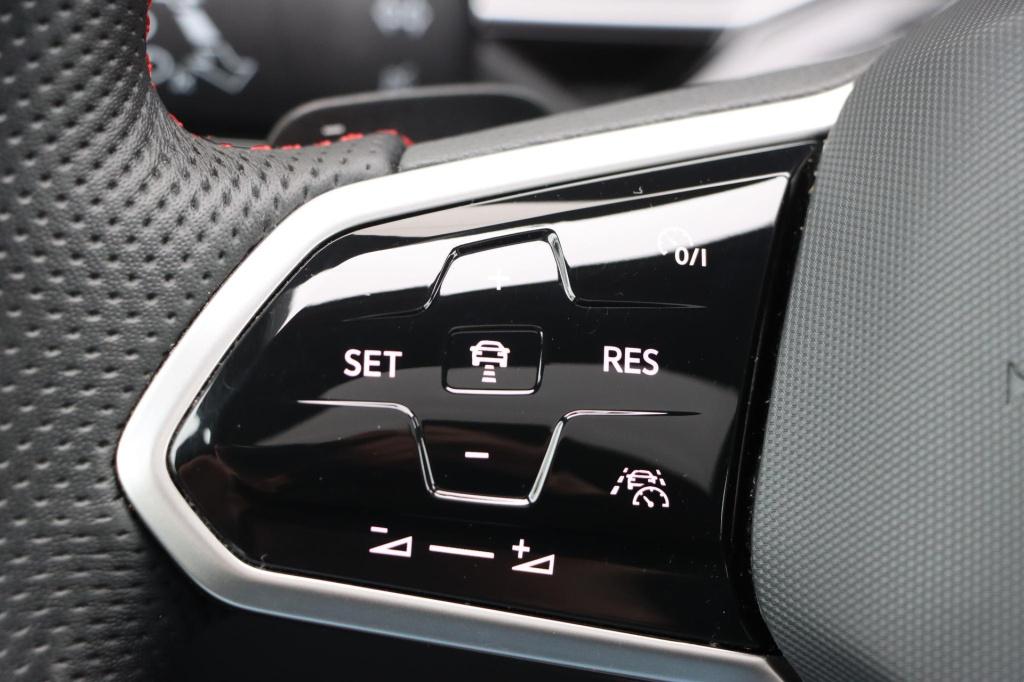 Volkswagen Polo 2.0 tsi gti edition 25 207pk dsg7