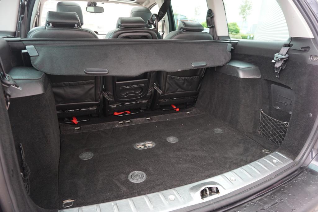 Peugeot 307 sw 1.6-16v griffe climate / cruise / pano / leder / parkeers. /