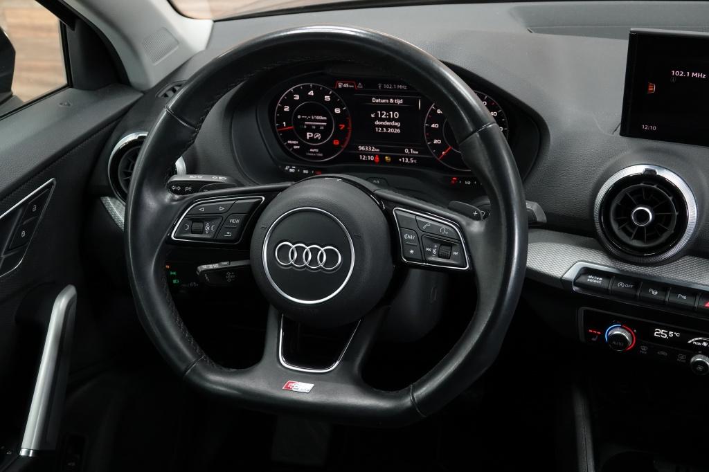 Audi Q2 1.5 tfsi | stoelverw. | trekhaak | camera | keyless |