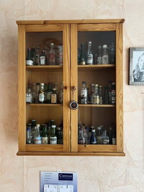 Klein vitrinekastje