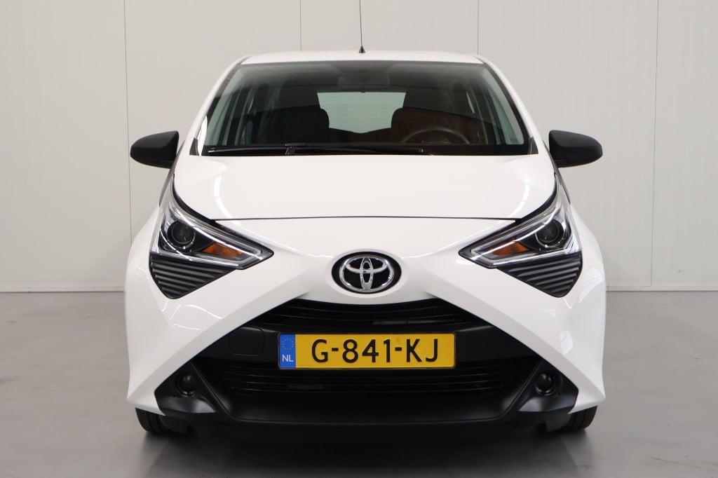 Toyota Aygo 1.0 vvt-i x