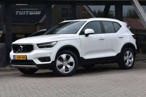 Volvo XC40 1.5 t2 | trekhaak | camera | apple carplay | android auto | adap