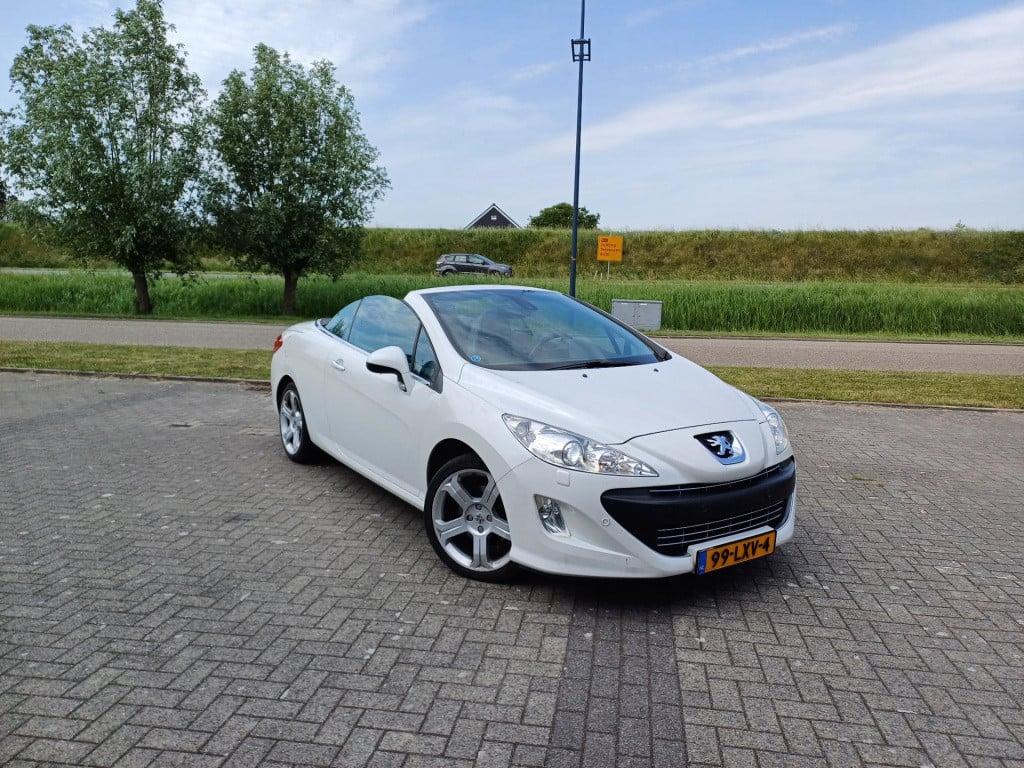 Peugeot 308 cc 1.6 thp feline cabrio coupe