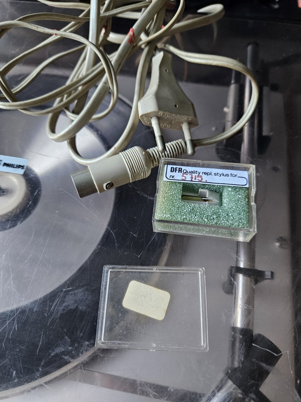 Werkende jaren 70 draaitafel PHILIPS 22-GA-160, nette staat