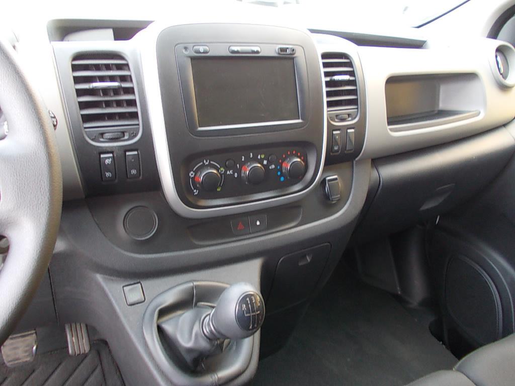 Renault Trafic 1.6 dci airco, navigatie, 3-zits, cr.control