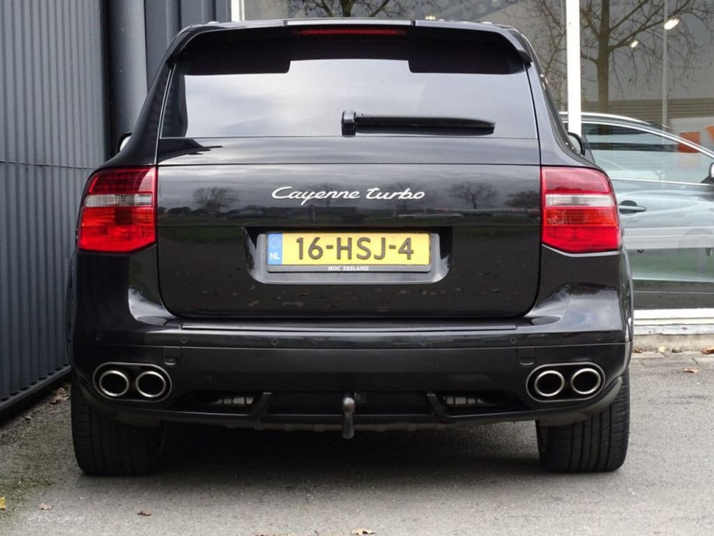 Porsche Cayenne 4.8 turbo 500pk | pano