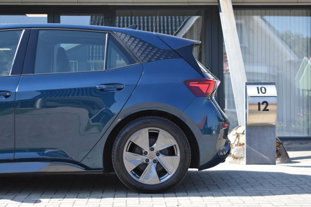Cupra Born business one 62 kwh soh 91,6% | camera | acc | sfeerverlichting 