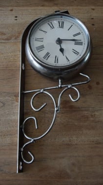 Wandklok / stationsklok met thermometer