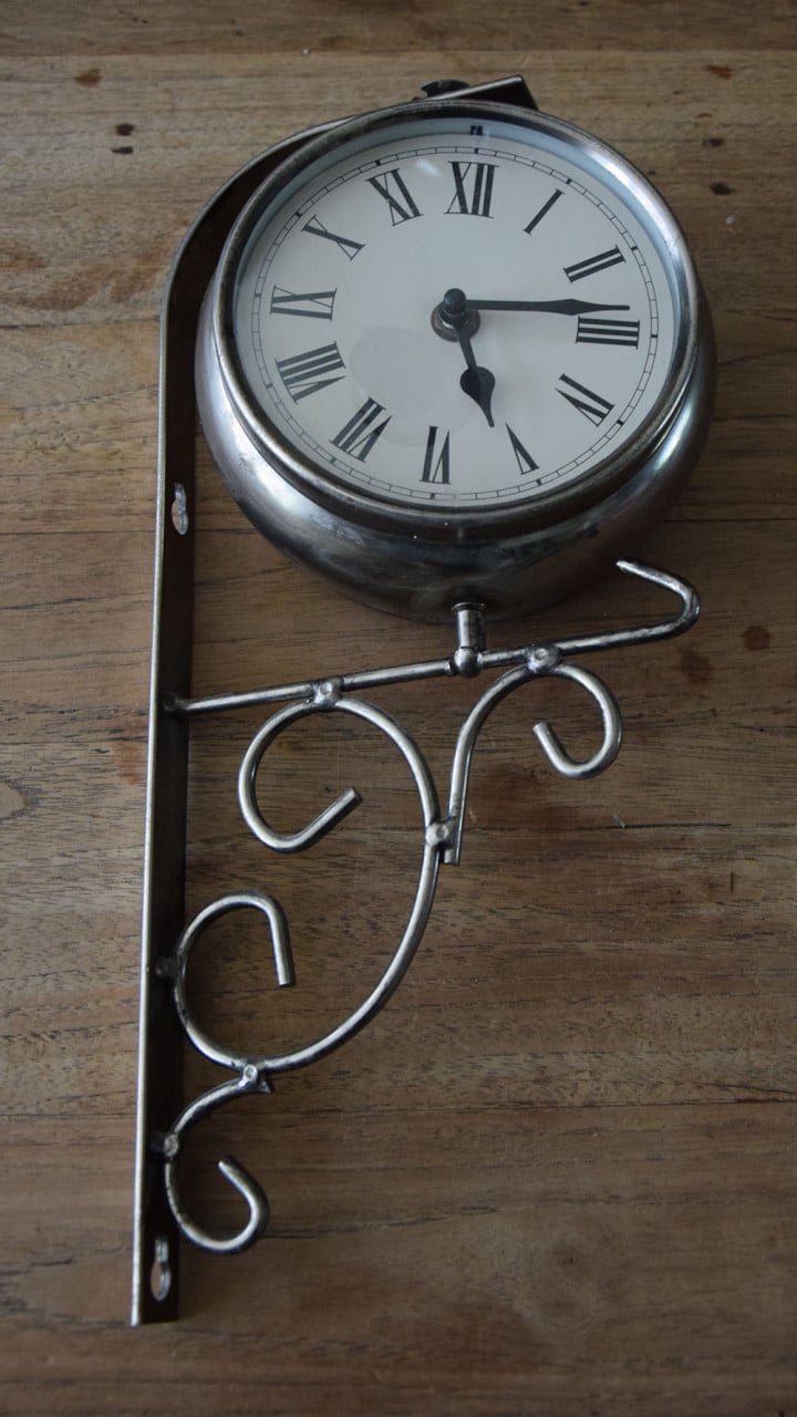 Wandklok / stationsklok met thermometer