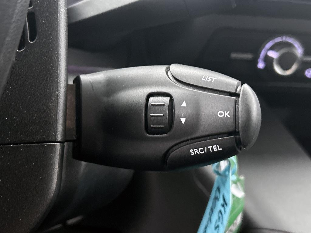 Citroen Berlingo xl 110 pk feel | rijklaar | parkeersensoren | navigatie |