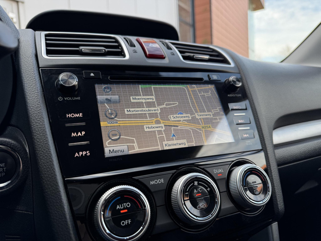 Subaru Forester 2.0 premium | trekhaak afneembaar | panoramadak | navigatie