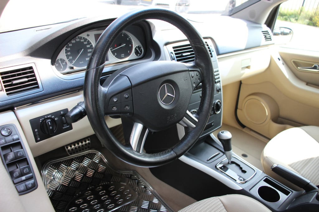 Mercedes-Benz B-Klasse 170 | stoelverwarming | 17"
