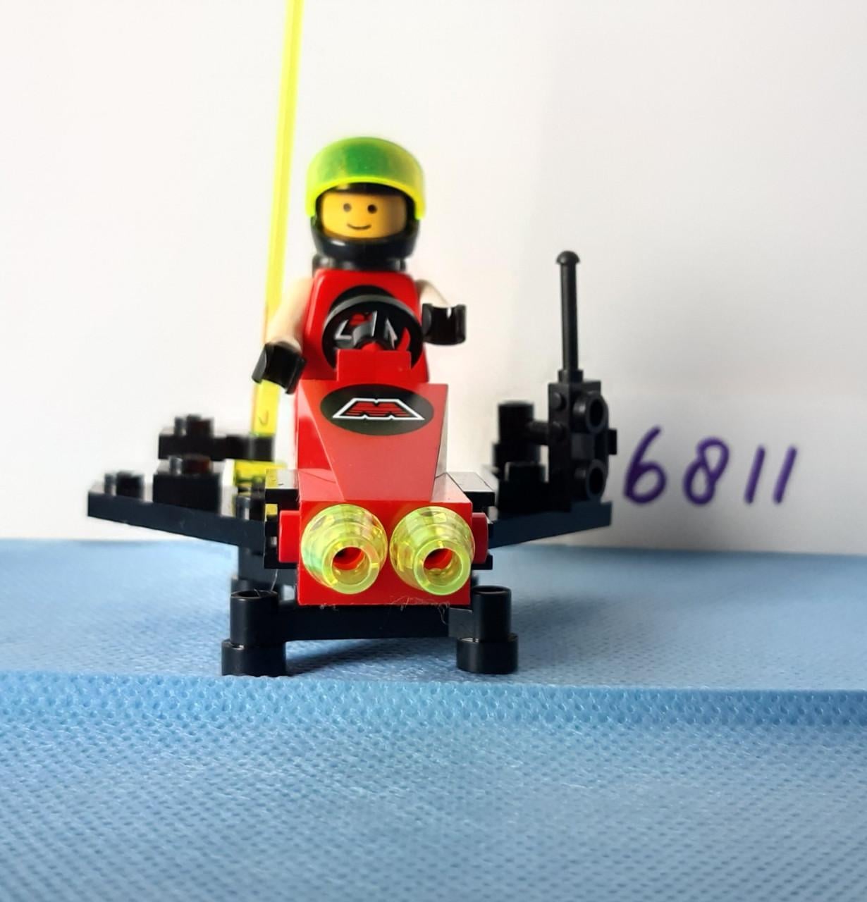 Lego Space M-Tron 6811: pulslader, charger