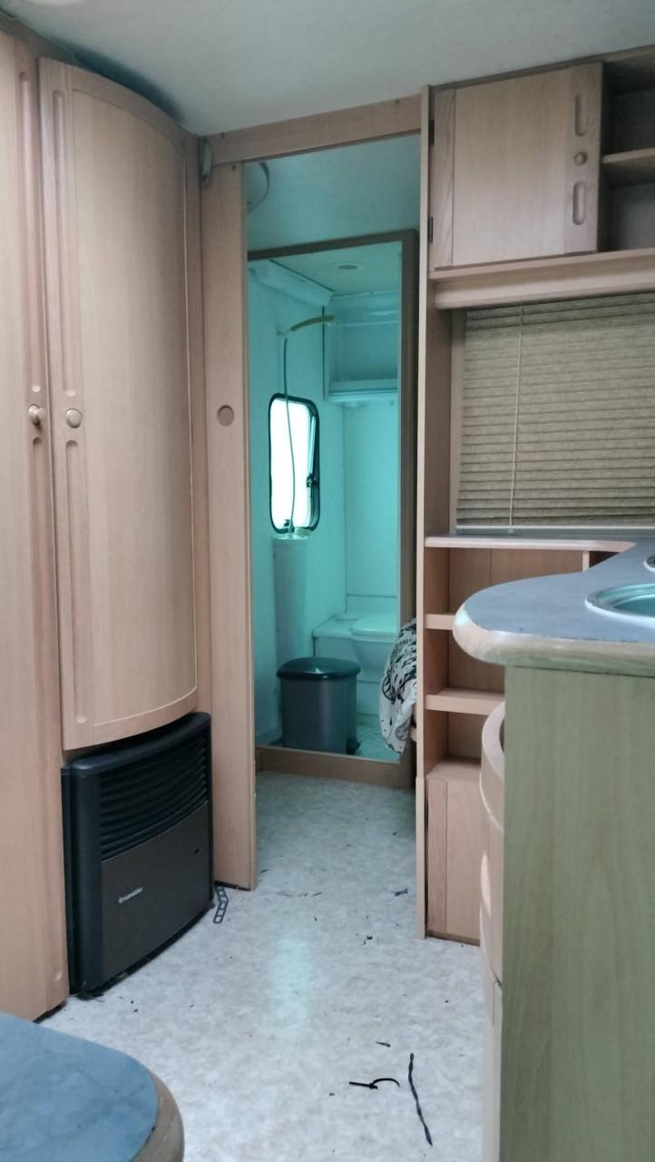 Adria 502 Up met voortent en luifel