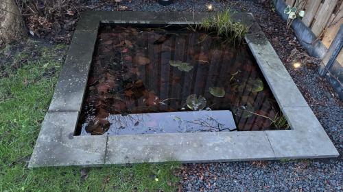 Vijver randen 1.80 x 1.80