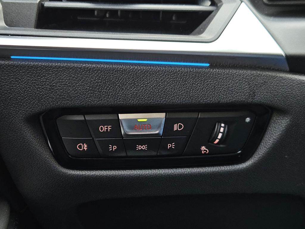 BMW 3-serie touring 330e m-sport | acc | carplay | camera