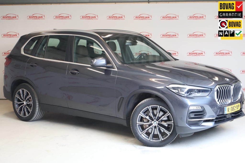 BMW X5 xdrive45e high executive nl auto, memory, luchtvering, carplay & and