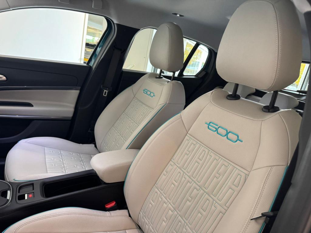 Fiat 600 1.2 hybrid la prima